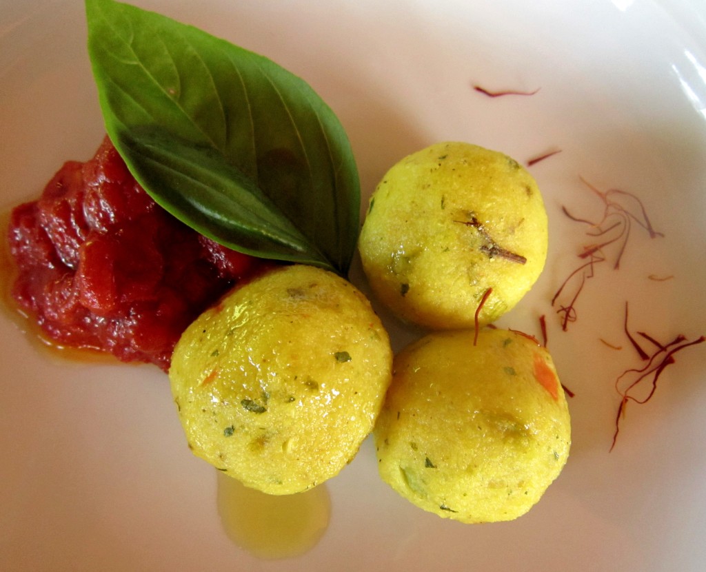 Io le servo con una leggera salsa di pomodoro....