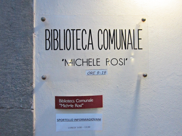 La_biblioteca_comunale_di_Camaiore