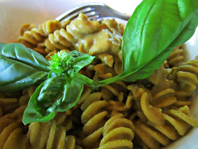 decora_con_basilico_fresco